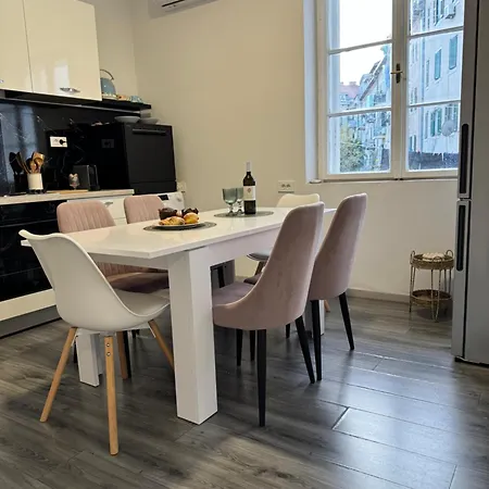 Apartman Laros Split Exterior photo