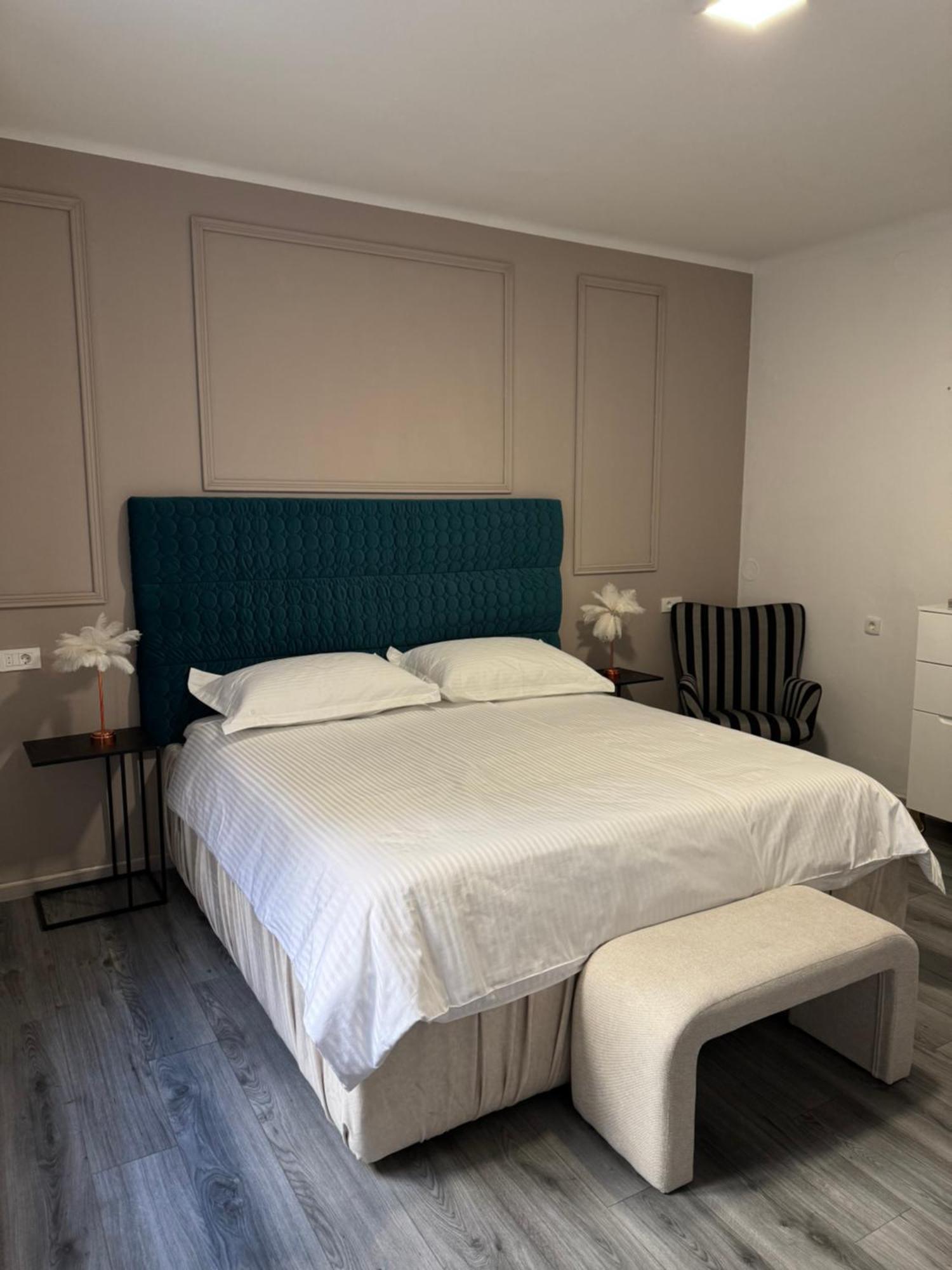 Laros Apartamento *